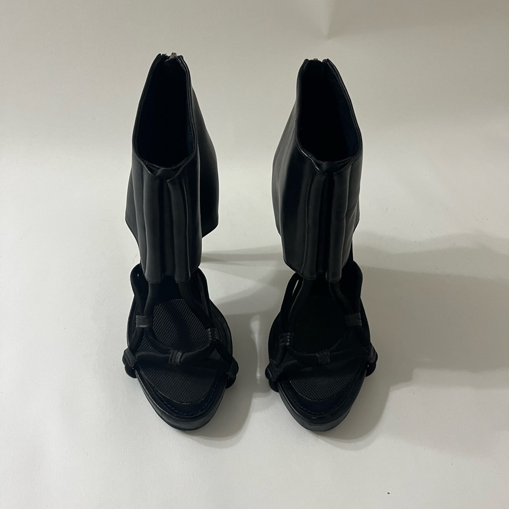 Givenchy Black Leather and Satin Heels - 37